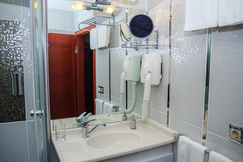 أماسرا Karya Butik Pansiyon المظهر الخارجي الصورة